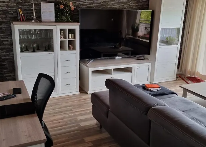 شقة 3,5 68qm In Mit Balkon Und Stellplatz