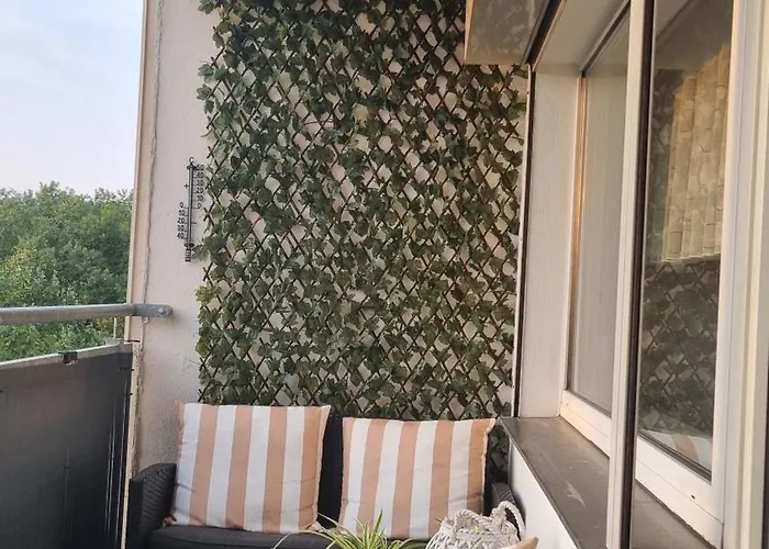 شقة 3,5 68qm In Mit Balkon Und Stellplatz